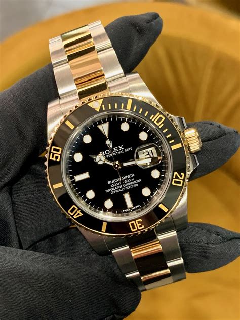 rolex submariner farben|rolex submariner gold watch.